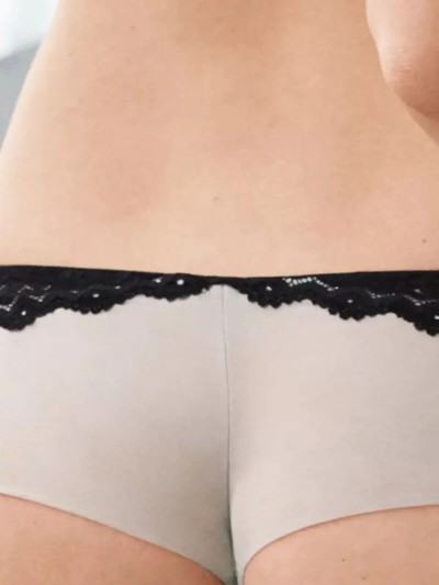 FIGI B.TEMPT`D LOVE TRIANGLE WB945238